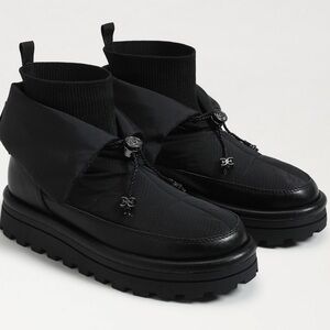 Sam Edelman Olin Lug Sole Bootie in Black Size 8